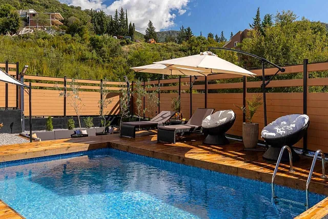Luxury 52 sq.m. apartment with a swimming pool — photo 11